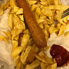 Avenue Road Chippy food