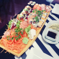 Sushi Barreiro food