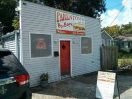 Parentons Poboys, LLC outside