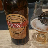 Mostaro Pizza Beer food