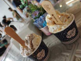 Santo Gelato food