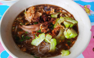 ร้านภูตะวันแซ่บเวอร์ food