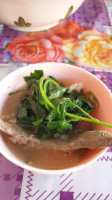 ก๋วยเตี๋ยวหมูมีสุข food