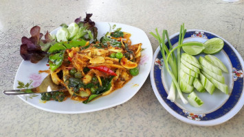 Red Leach Mae Klong River, Ratchaburi food