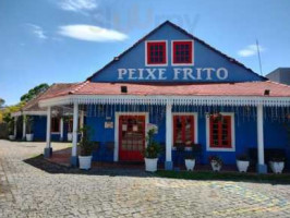 Peixe Frito outside