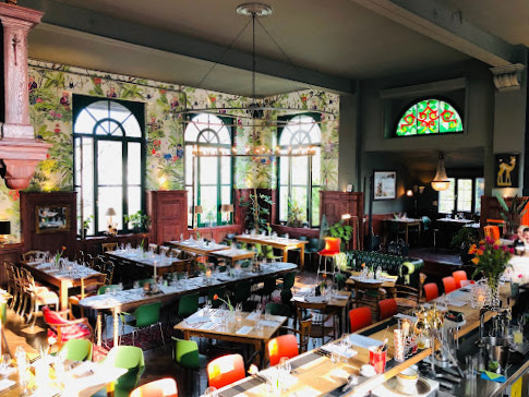 restaurant image