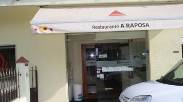 'a Raposa outside