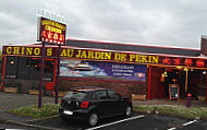 Au Jardin De Pekin outside