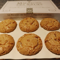 Maison Des Soeur Macarons food