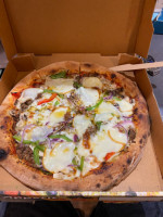 Pizza Delambre food