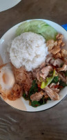 ผัดไท ร้อย9 กะทะ food