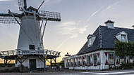 Grandcafe Bij De Molen inside