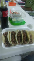 Armando Tacos Y Hamburguesas food