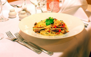 La Locanda food