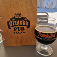 Ozujsko Pub Tkalca food