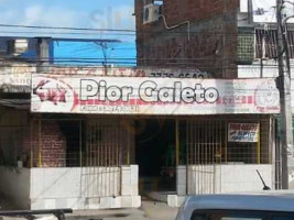 Pior Galeto outside