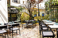 Le Moulin de la Galette food