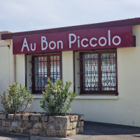 Au Bon Piccolo outside