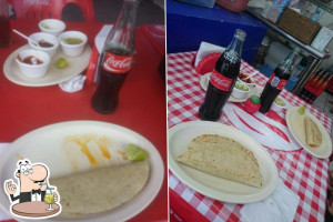 Quesadillas de la Colonia food