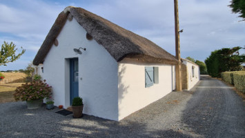 Ferme Auberge L'ile Sauvage Camping A La Ferme outside