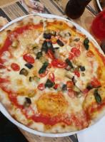 Pizzikotto food