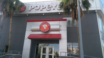 Popeyes Louisana Kitchen inside