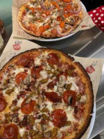 Mod Pizza food