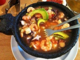 Cocos Mariscos 2 Soles food