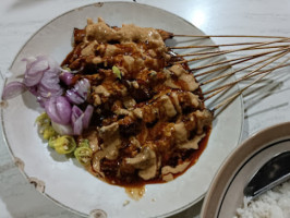 Sate Ayam Ponorogo inside