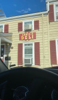 Annie&#x27;s Deli outside