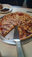 Gambino's Pizza food