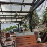 80 Eighties House Pub Lounge Mâncare