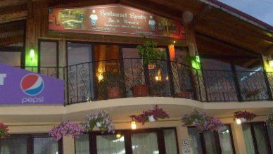 Restaurantul Rumby Exterior