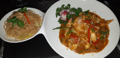 Escale Thai food