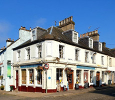 The Scottish Deli outside