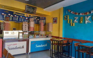 Pronto Pizza Ziko food