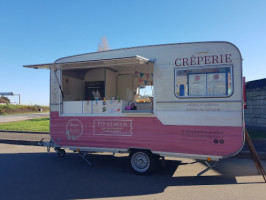 La Valse Des Crepes food