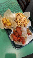 Wingstop inside