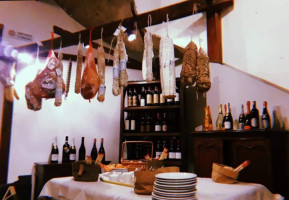 Hosteria Cacciatori food