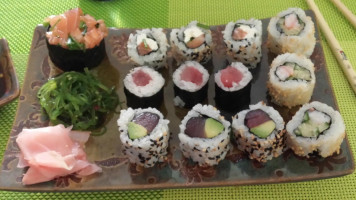 Nikki Sushi Salon de Provence food