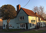 The Bell Inn Panfield outside