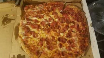 Mikey B's Pizza food