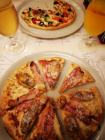 Pizzeria Meidin food