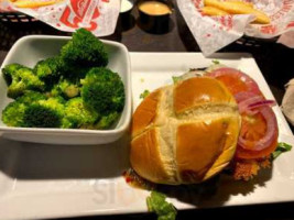 Red Robin Gourmet Burgers And Brews food