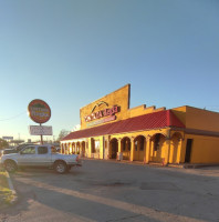 Tostada Regia I-10 outside