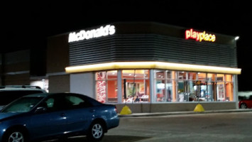 Mcdonald's outside