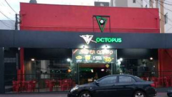 Octopus Snooker outside