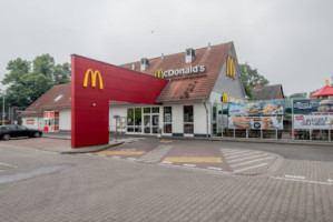 Mcdonald's Restaurants outside