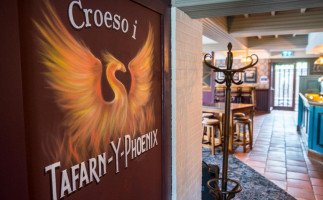 Tafarn Y Phoenix inside