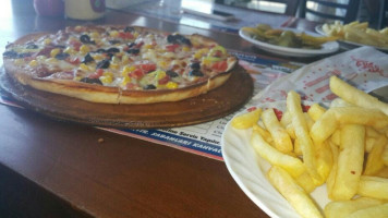 Liman Pizza food